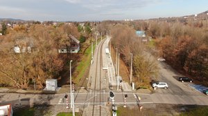 Linia kolejowa 191 - widok z drona na nowy przystanek Ustroń_Brzegi_29-11-2022_PLK SA