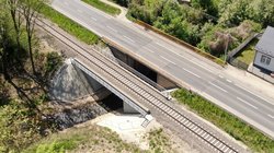 Rzemień - widok z drona na most kolejowy_10.05.2022_PLK SA